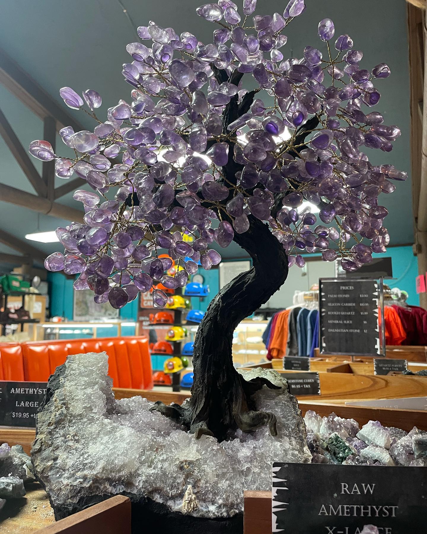 Gift-Rock Shop (Gemstone Tree)